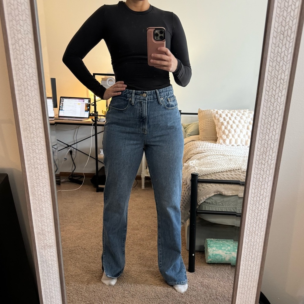 Good American Straight Leg Split Hem Jean